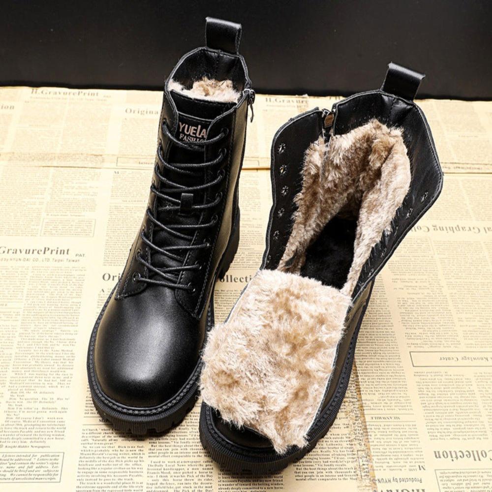 Leather winter boots with fur for women